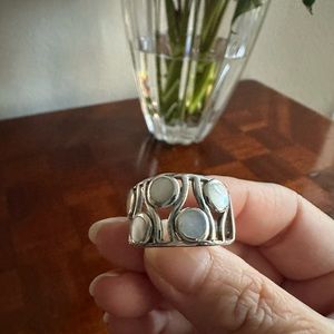 SOLD Beautiful vintage sterling silver and mother of pearl chunky ring